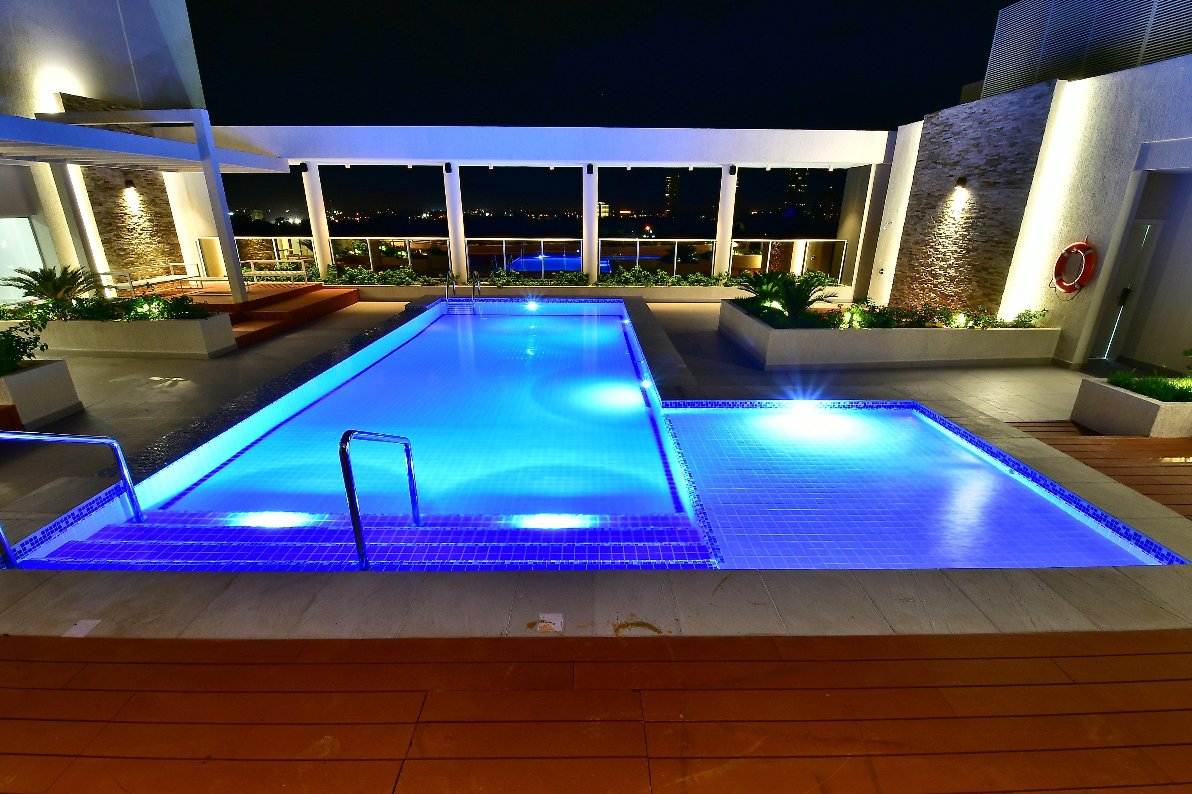 Holiday Inn Express Asuncion Aviadores By Ihg Экстерьер фото