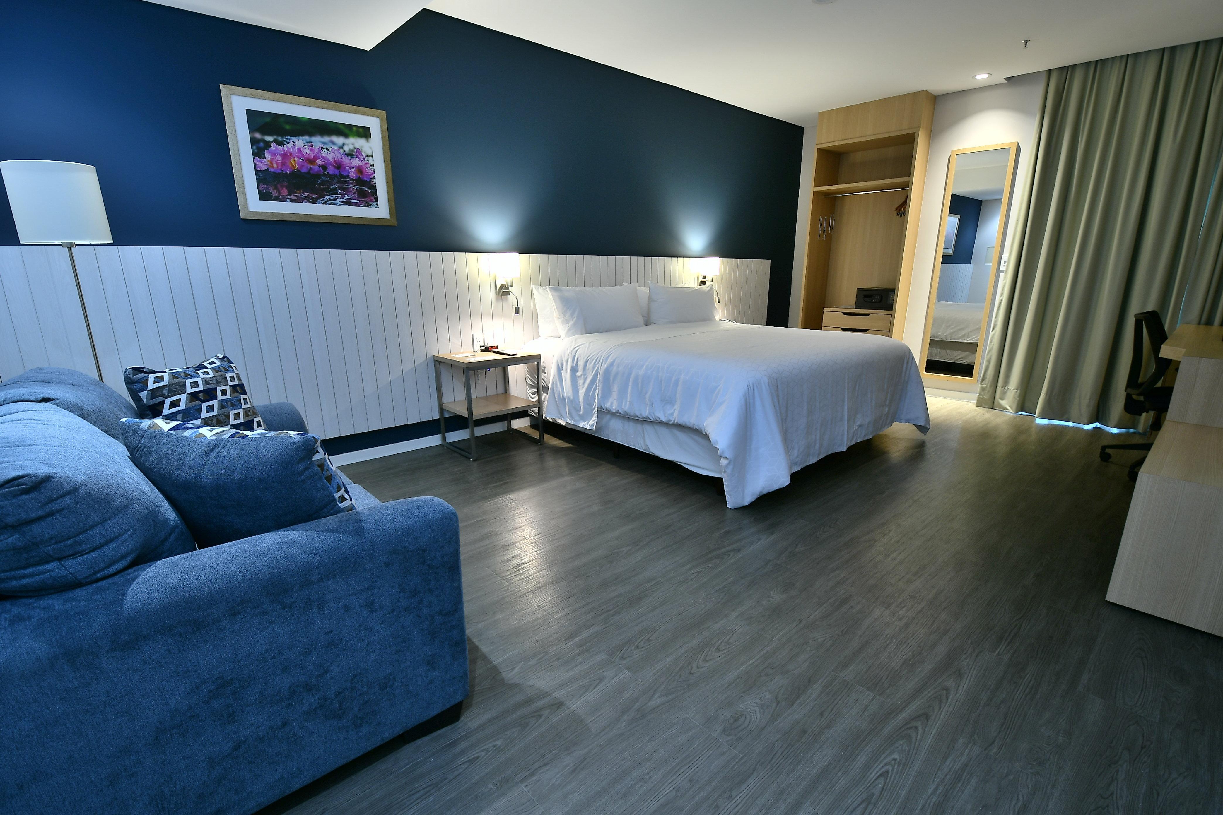 Holiday Inn Express Asuncion Aviadores By Ihg Экстерьер фото