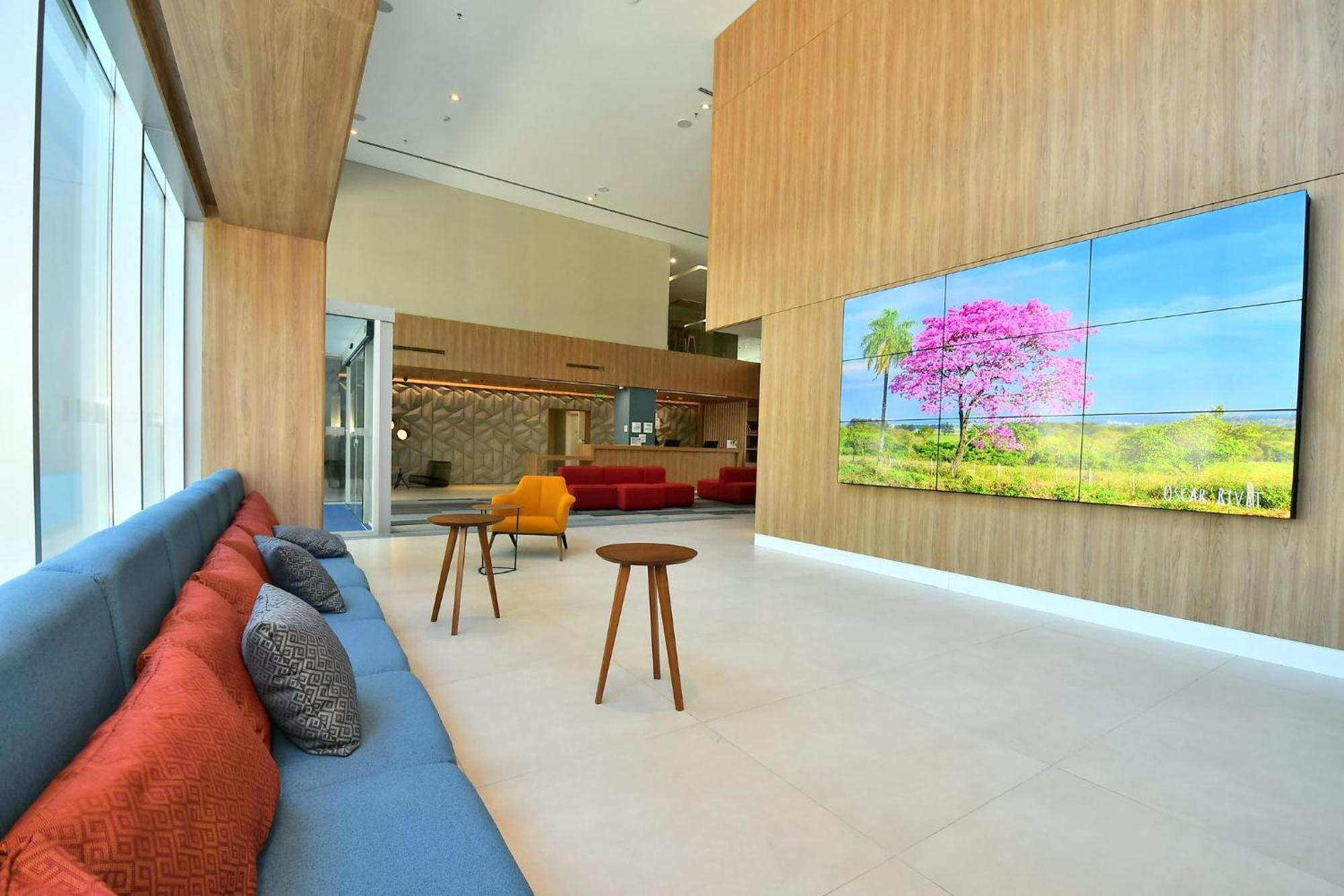 Holiday Inn Express Asuncion Aviadores By Ihg Экстерьер фото