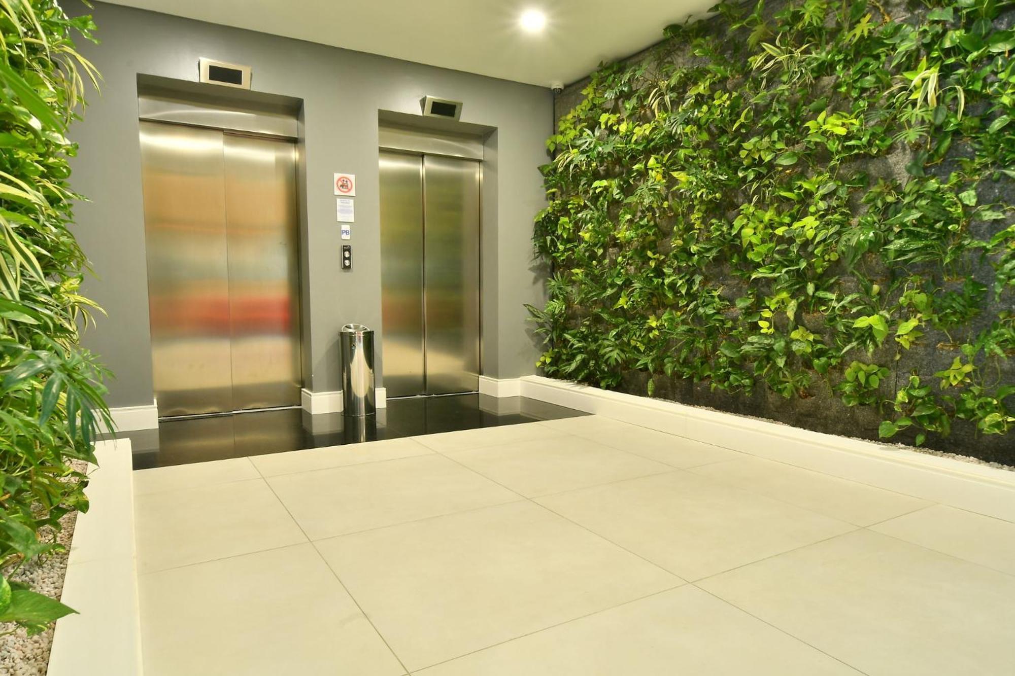 Holiday Inn Express Asuncion Aviadores By Ihg Экстерьер фото